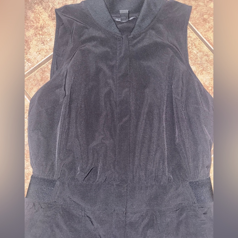 Athleta Brooklyn Utility Romper size 10 black - Picture 5 of 12